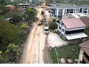 Büyükşehir, Kartepe Çepni Caddesi’ni yeniliyor
