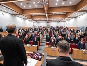 Büyükşehir Meclisi’nde bütçe görüşmeleri başladı