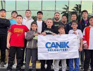 Canikli Atletlerden Şampiyonaya Damga