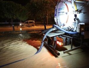 Çeşme Belediyesinden fevkalâde yağışa harikulâde müdahale