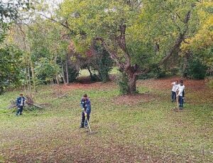Darıca Millet Bahçesi’nde paklık seferberliği