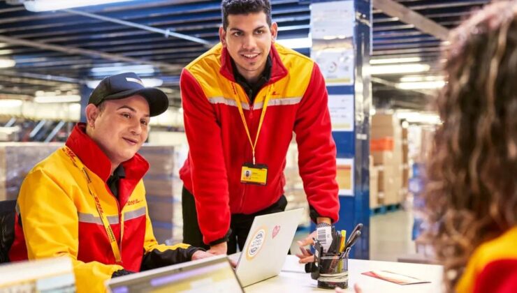 DHL Supply Chain, HappyRobot’un Yapay Zekâ Aracılarıyla Operasyonel Verimliliği ve Müşteri İletişimini İyileştiriyor