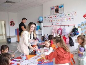 “Didim’in Renkleri” Boyama Kitabı Minik Öğrencilerle Buluştu