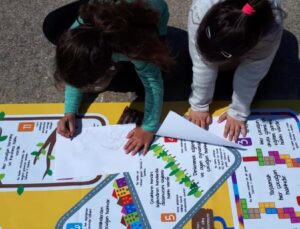 Dünya Çocuk Hakları Gününde Öğrenme Tasarımları, Çocuklara Haklarını Oyunla Öğretiyor