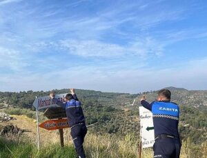 Efes Selçuk’ta Manzara Kirliliği Yaratan Tabelalar Kaldırılıyor