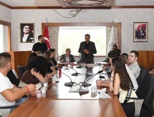 Erasmus öğrencilerinden Lider Vekili Bilici’ye ziyaret