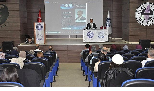 EÜ’ye konuk olan Prof. Dr. İbrahim Maraş, genç ilahiyatçılarla bir ortaya geldi