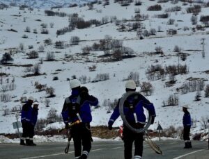 Fırat EDAŞ Zorlu Kış Şartlarına Karşı Sahada Önlemlerini Aldı
