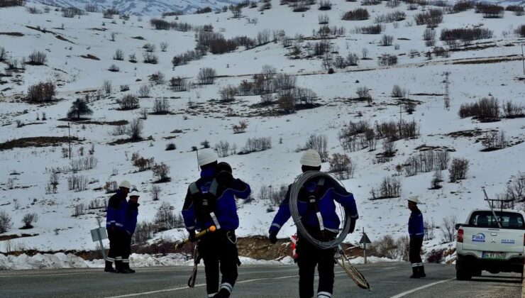 Fırat EDAŞ Zorlu Kış Şartlarına Karşı Sahada Önlemlerini Aldı