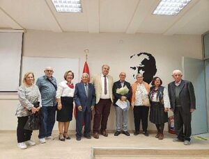 Hidayet Karakuş, Atatürk’ün eğitime ve öğretmene verdiği kıymeti anlattı