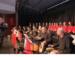 İnegöl Belediyesi Thm Korosundan Mükemmel Müzik Ziyafeti