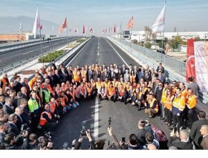 İnegöl’ün Doğu Kapısının Giriş Kavşağı Merasimle Açıldı