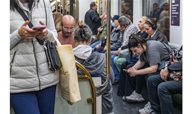 İzmir Metrosu’nda kesintisiz irtibat devri başladı