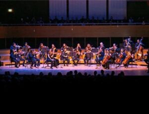 İzmir’de Ata’ya hasret notalarla yankılandı