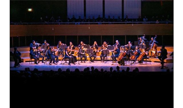 İzmir’de Ata’ya hasret notalarla yankılandı