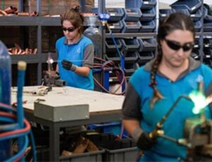 İzmirli bayanlar kenti birlikte şekillendirecek