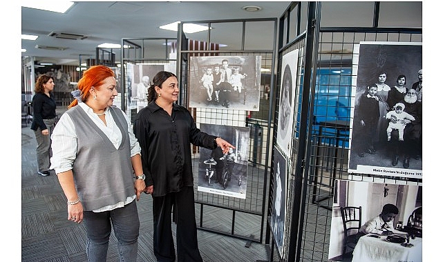 Karşıyaka Belediyesi’nden fotoğraf tarihine ışık tutan stant