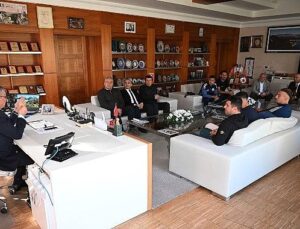 Kemer Belediyespor bir futbolcuyu daha transfer etti