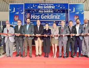 Kitap Fuarı, Kapılarını Kitapseverlere Açtı