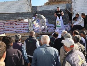 Konya Büyükşehir’den Çiftçiye Kuraklığa Güçlü Mercimek Tohumu Takviyesi
