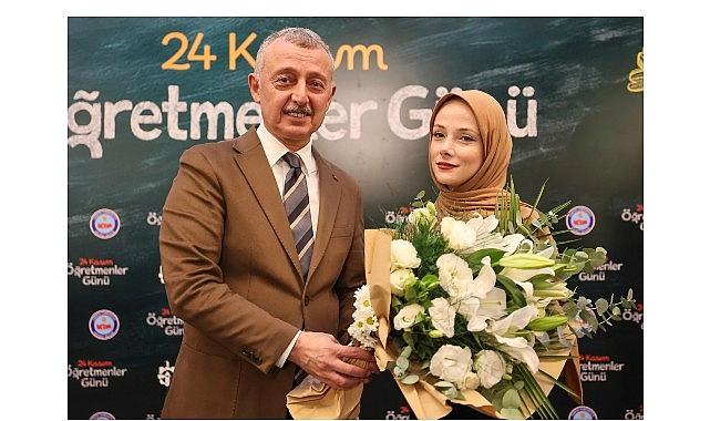 Lider Büyükakın: “Ülkemizin geleceğini inşa ediyorsunuz”