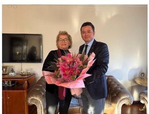 Lider Erkan Aydın’dan Öğretmenler Günü’nde Manalı Ziyaretler