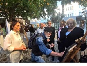 Lider Topaloğlu fotoğraf standına katıldı