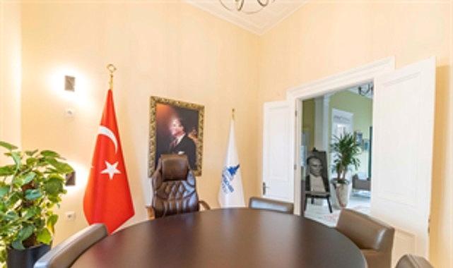 Lider Tugay “Ay Yıldızlı Konak” seçimini anlattı