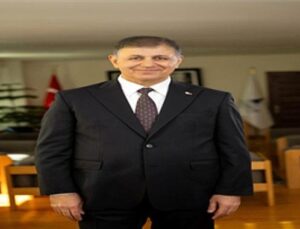 Lider Tugay: Milletleri kurtaranlar yalnız ve lakin öğretmenlerdir