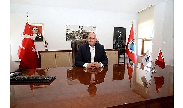 Menderes Belediyesi’nden Öğretmenler Günü Armağanı