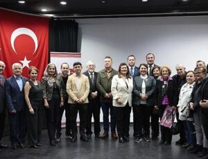 ​Mustafa Necati Öğretmenler Günü’nde Konak’ta anıldı