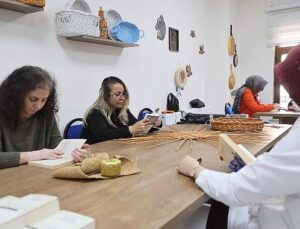 Nevşehir Belediyesi Kursiyerlerine Kitap Okuma Aktifliği