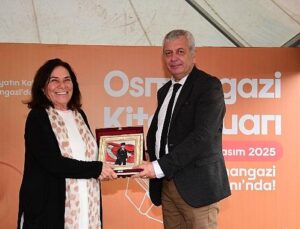 Osmangazi Kitap Fuarı tüm süratiyle devam ediyor