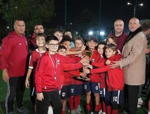 Osmangazi’de Cumhuriyetin Işığı Sporla Birleşti
