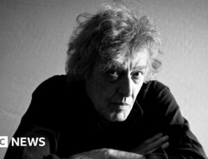 Playwright Sir Tom Stoppard dies at 88