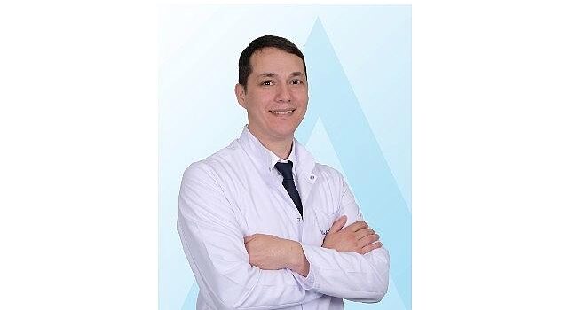 Saç dökülmesi hem bayanlarda hem erkeklerde yaygınlaşıyor!