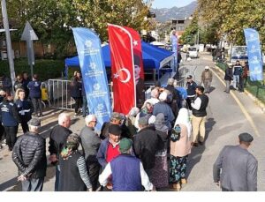 Sultanhisarlı Vatandaşlardan Lider Çerçioğlu’na Fide Teşekkürü