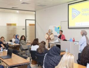 Türk Telekom Girişimci Kadınların Dijital Yolculuğunu Destekliyor