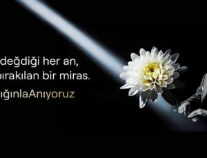 Turknet, Atatürk’e En Sevdiği Çiçek Kasımpatı ile Teşekkür Ediyor