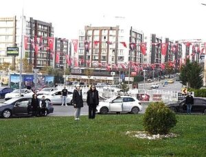 Ulu Başkan Beylikdüzü’nde Hürmet ve Hasretle Anıldı