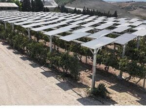 Yüzde 60 eğimli yerde birinci güneş gücü santrali Adana’da