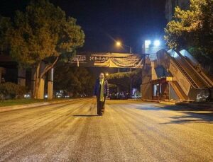 100. Yıl Bulvarı’nda asfalt çalışmasının birinci etabı tamamlandı