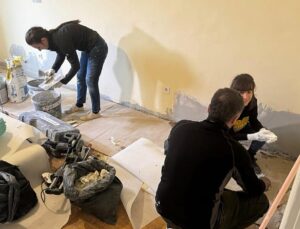 A Christmas miracle: two more homeless will have their home