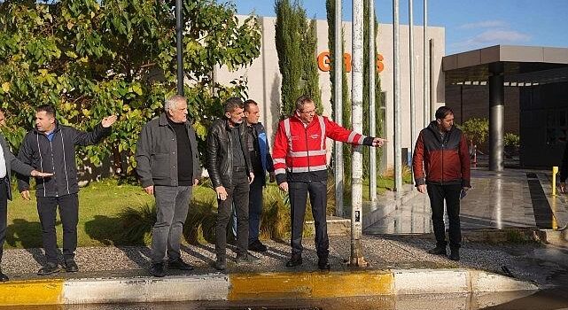 Ayvalık Belediye Başkanı Mesut Ergin: “Tüm gruplarımızla alandayız, vatandaşlarımızın yanındayız”