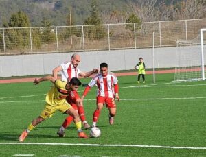 Belediyespor Yine Liderliğe Yükseldi