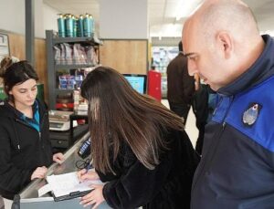 Beylikdüzü’nde Etraf Kirliliğine Sıkı Kontrol: Cezası 2 Bin 953 TL