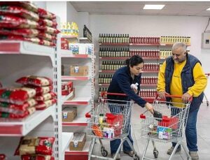 Bornova Belediyesi’nden Yeni Yıl ikramı