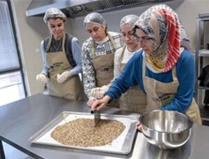 Büyükşehir’den çölyak hastası çocuklara yeni yıl aktifliği