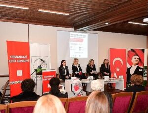Cumhuriyetin Eğitimci Birinci Bayan Milletvekilleri Osmangazi’de Konuşuldu