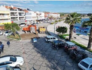 Dikili Belediyesi’nden Estetik Dokunuş: Çandarlı Meydan Projesi Hayata Geçiyor